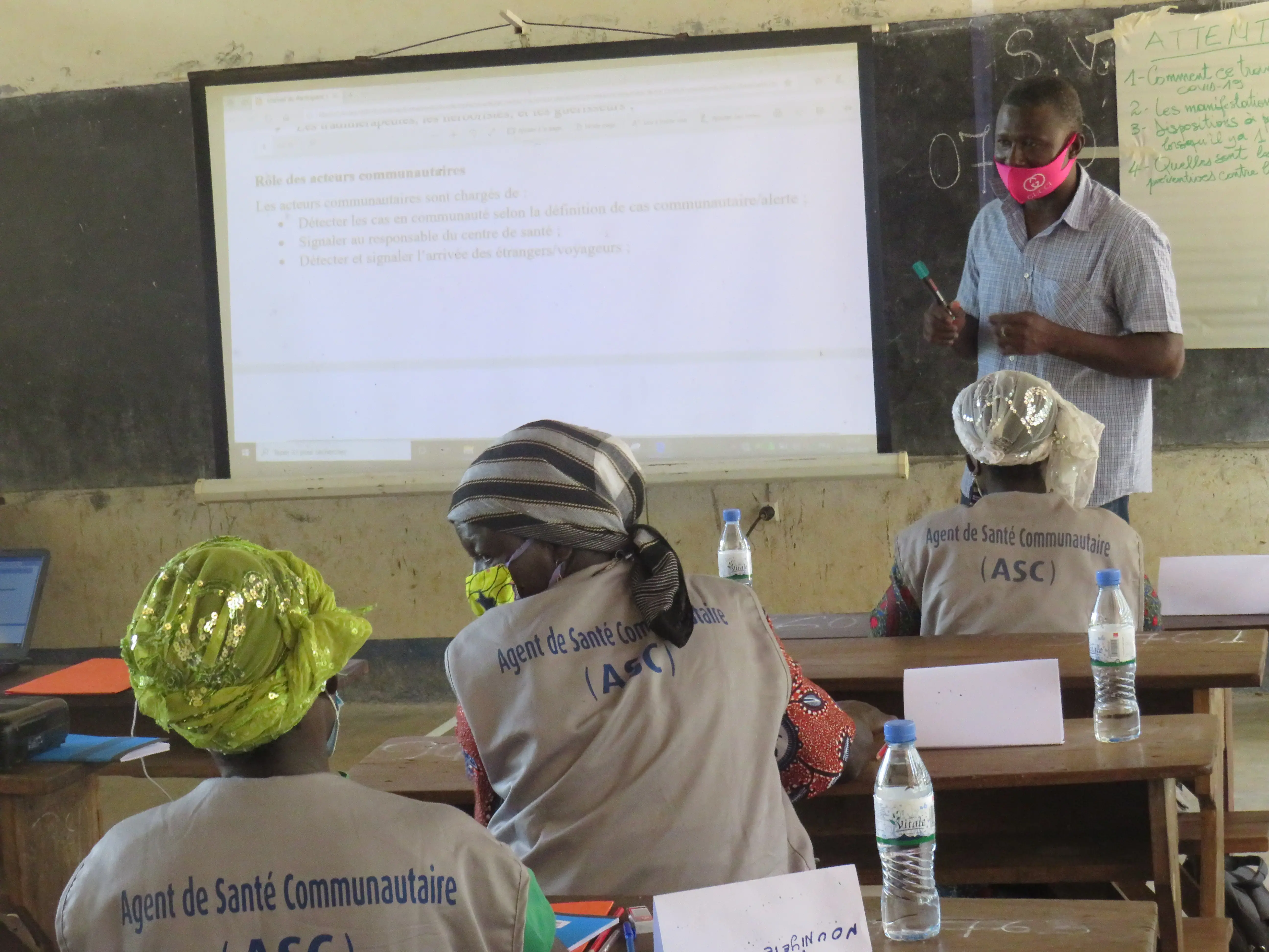 COVID-19 : UNFPA TOGO et les agences du SNU dirigent la recherche des personnes contact en période de pandémie en s’appuyant sur la stratégie d’Agents de Santé Communautaire sur fonds Canadiens